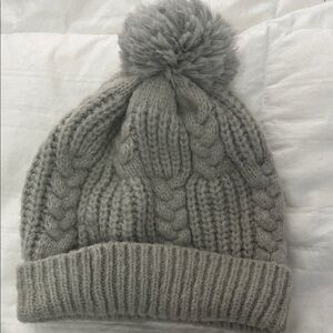 Cozy Gray Knit Beanie with Pom-Pom